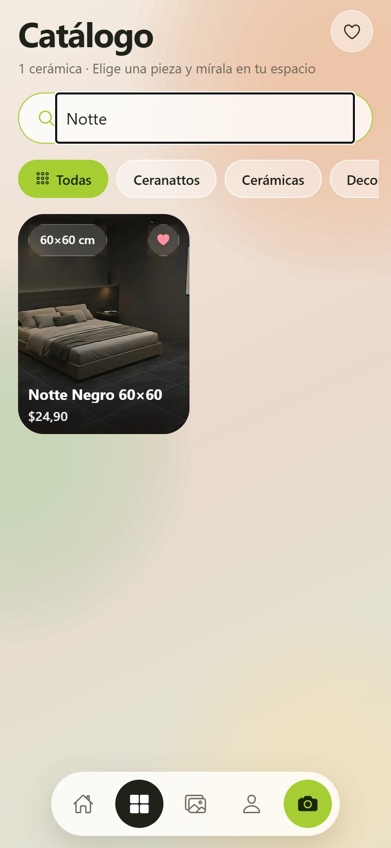 Catálogo de la app con el buscador, categorías y una tarjeta de producto marcada como favorita