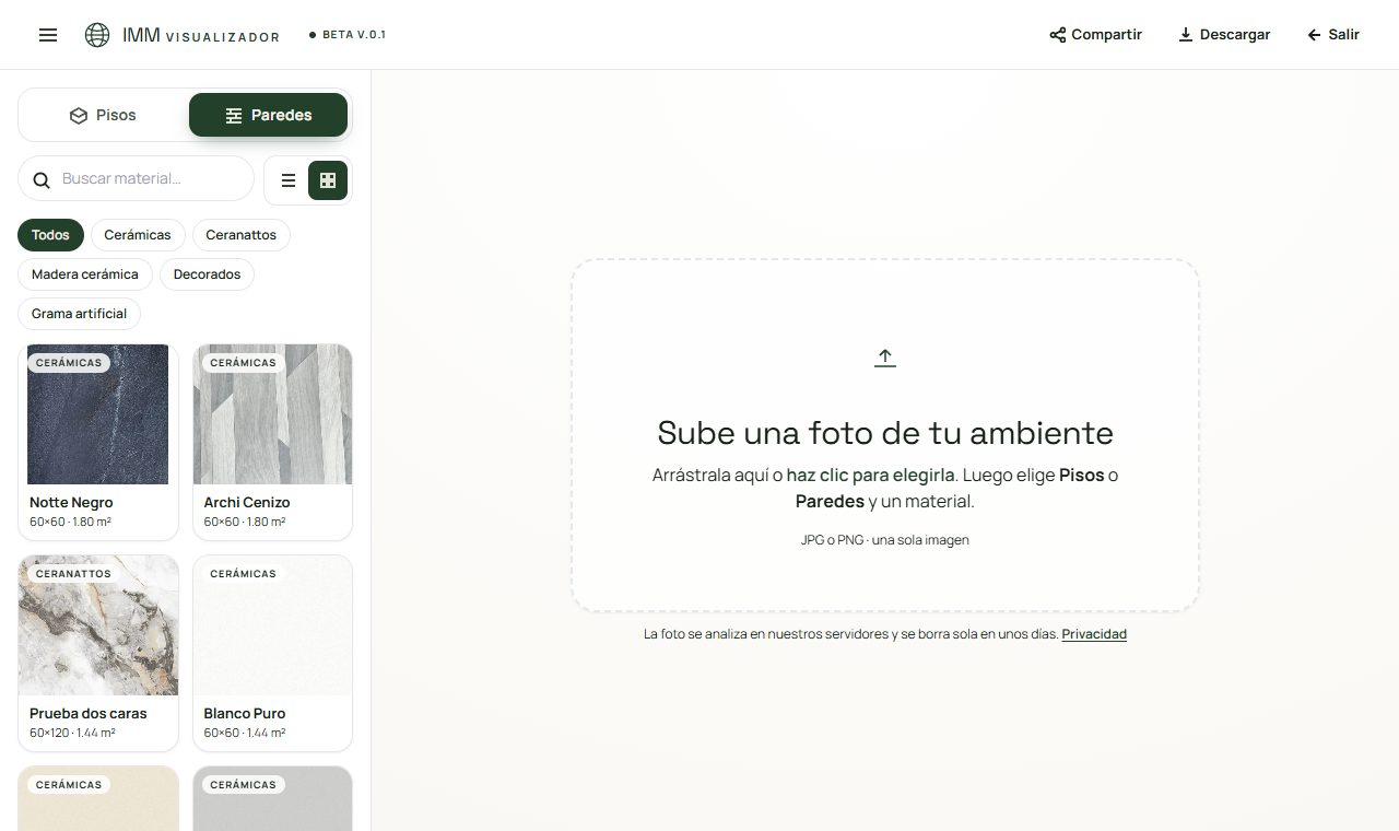 Visualizador vacío con la zona para subir una foto y el panel de materiales a la izquierda
